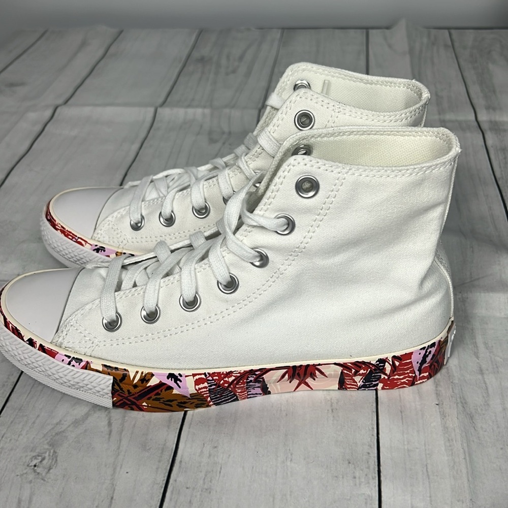 Converse Women’s Chuck Taylor All Star High Top White/Multicolor Trim Size 7.5 - Picture 4 of 12